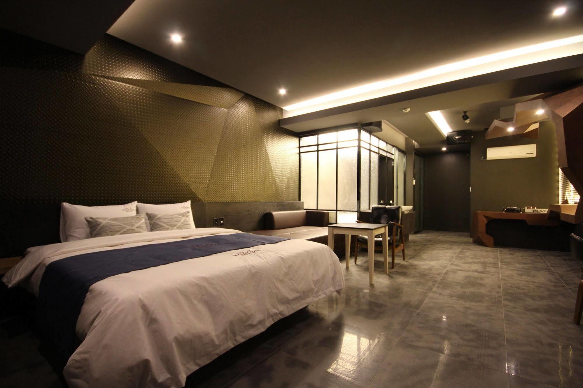 The Club Hotel Seomyeon Busan Eksteriør billede