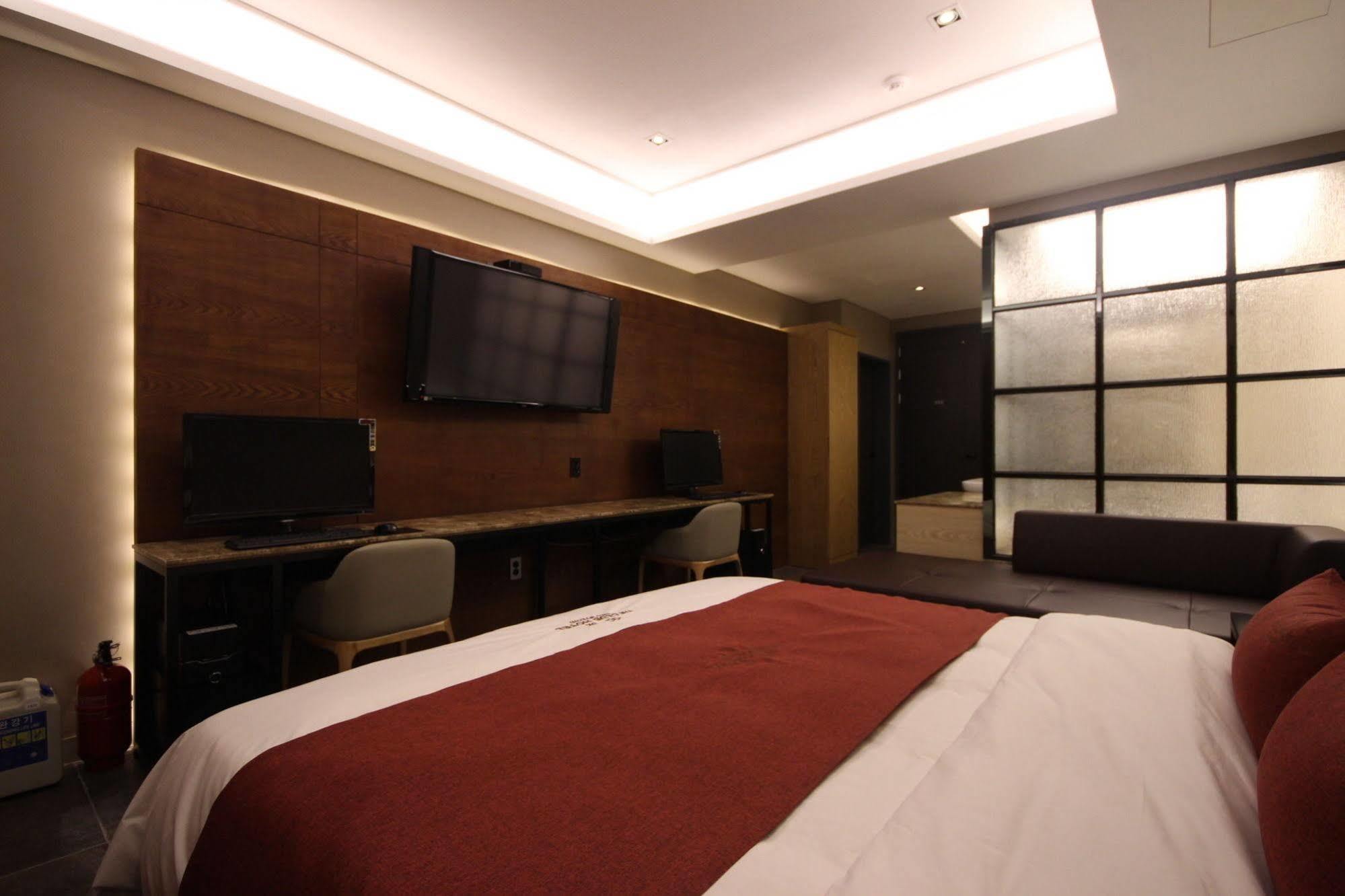 The Club Hotel Seomyeon Busan Eksteriør billede