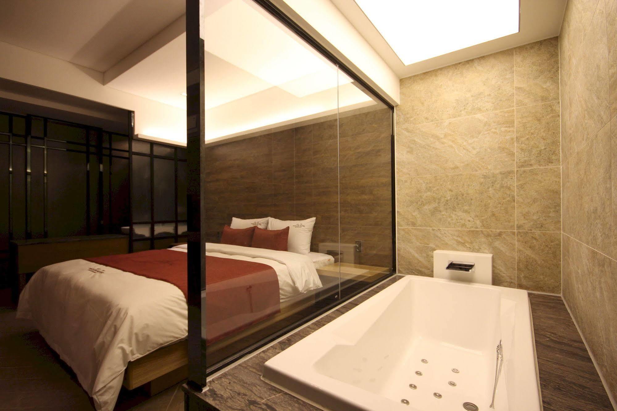 The Club Hotel Seomyeon Busan Eksteriør billede
